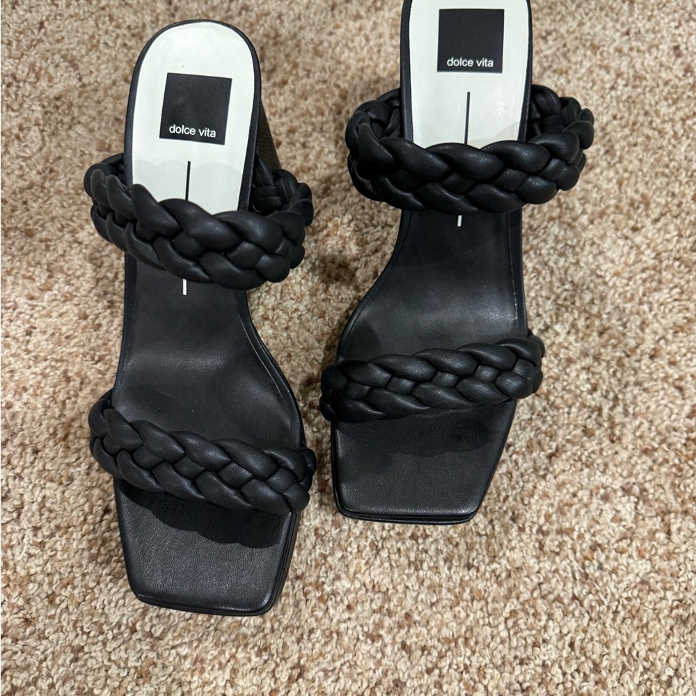 Dolce Vita Black Braided Women's Sandals sz11
New